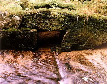 Schwarzenberský plavební kanál, kamenné koryto 
