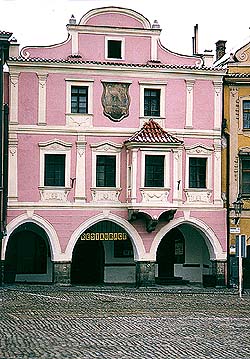 Náměstí Svornosti Nr. 14, Gesamtansicht 
