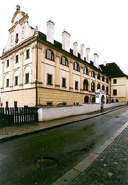 Horní no. 152, overview from Horní Street 