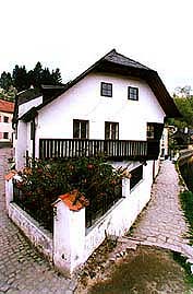 Rybářská č. p. 2, celek 