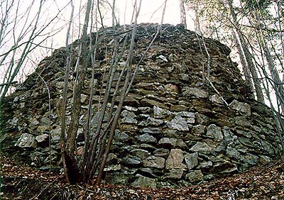 Castle Velešín, remains of walls, foto: V. Šimeček 