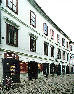 Dlouhá no. 97, 98 