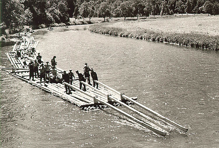 Die letzten Flöße auf dem Fluss Vltava (Moldau), 9. 7. 1971