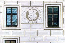 Latrán no. 27, detail, coat-of-arms of Anna Rosenberg von Rogendorf 