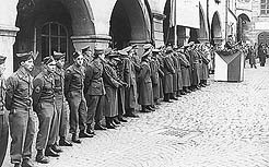 Befreiung von Český Krumlov 1945, amerikanische Armee, Auszeichnung mit dem Orden des Weißen Löwen für Tapferkeit 