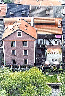 Parkán no. 105, view from the river Parkán no. 105, view from the river