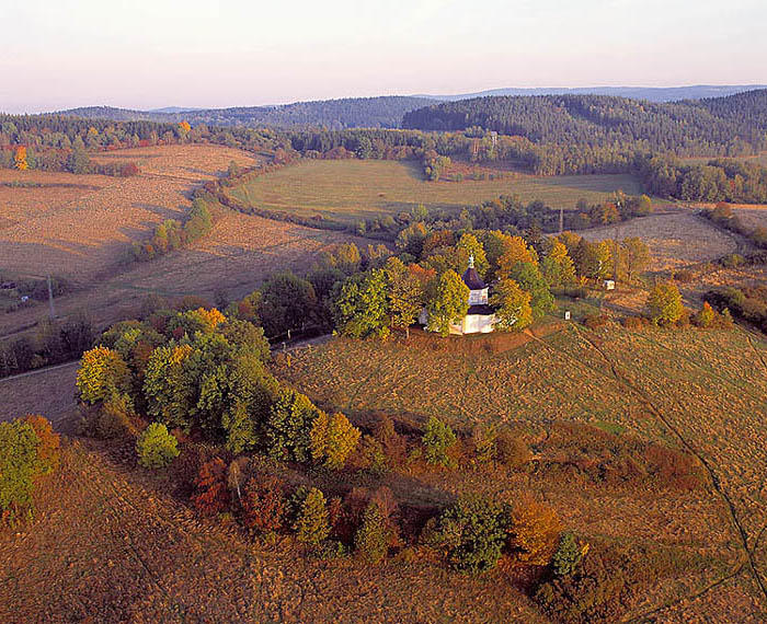 Chapel on Křížová hora (Cross Hill) in Český Krumlov, aerial view, autumn mood, foto: Libor Sváček