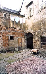 Široká Nr. 75, Hof 