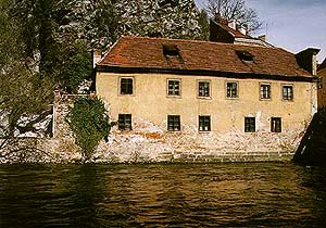 Latrán č. p. 1, celek, foto: Ladislav Pouzar 