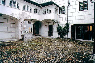 Široká no's.  70 and 71, Egon Schiele Art Centrum, courtyard 