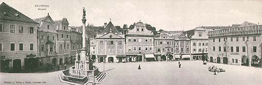 Panoramafoto des Stadtplatzes in Český Krumlov, hist. Foto, Sammlungsfonds des Bezirksheimatmuseums Český Krumlov, Foto J. Seidel, 1905 