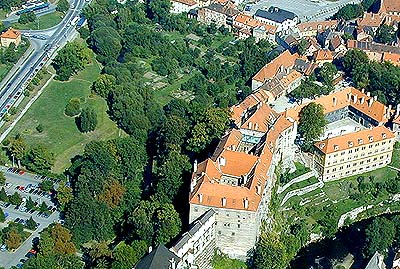 Air view of eastern part of Jelení garden with areal of gardens, 1999, photo: Lubor Mrázek 