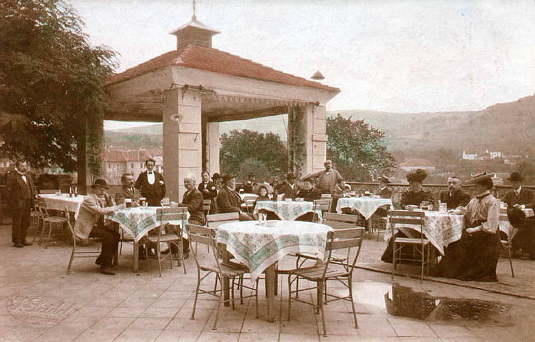 Horní č. p. 154, hotel Růže, terasa, historické foto