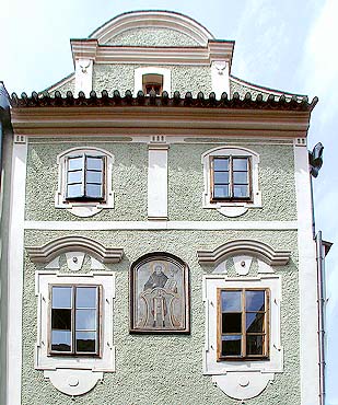 Radniční č. p. 27, čelní fasáda, foto: Lubor Mrázek 