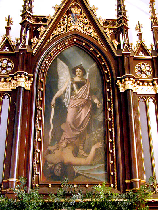 Křemže - kostel sv. Michaela, detail oltáře s obrazem patrona chrámu, foto: Lubor Mrázek