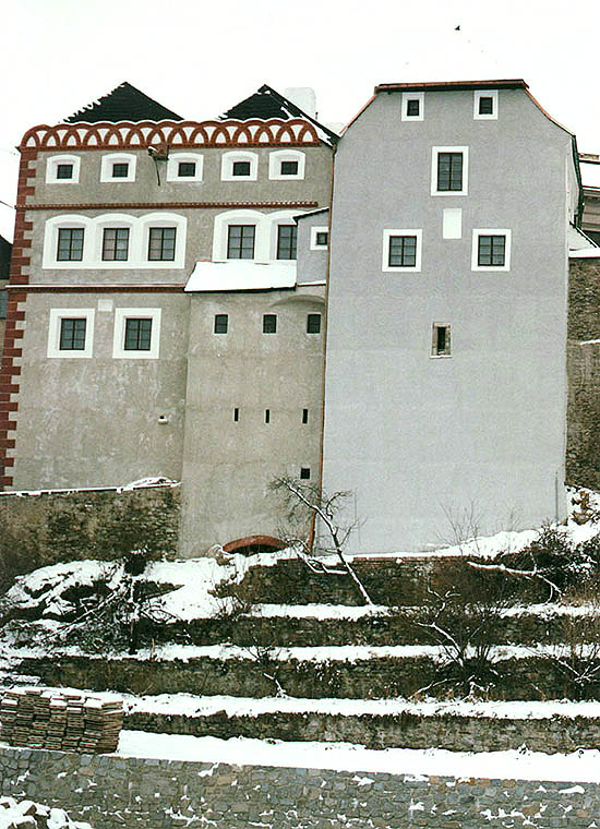 Kostelní č.p. 162, průčelí nad řekou Vltavou
